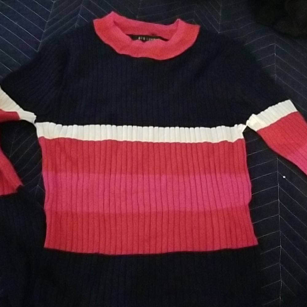 Shirt - Picture 2 of 2